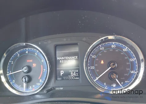 2017 Toyota Corolla Le z USA, uszkodzony, nr VIN 5YFBURHE5HP667035